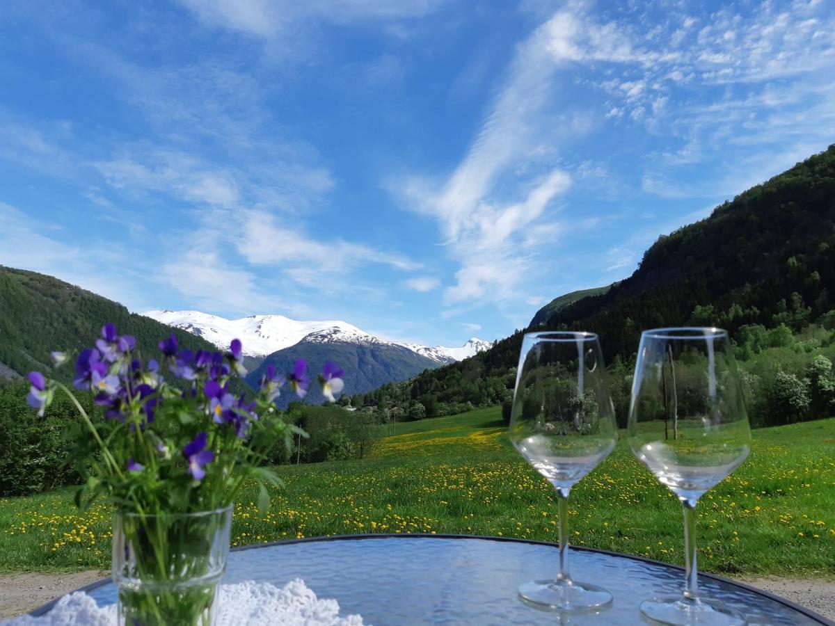Eidsdal Camping og Feriehus Eksteriør bilde